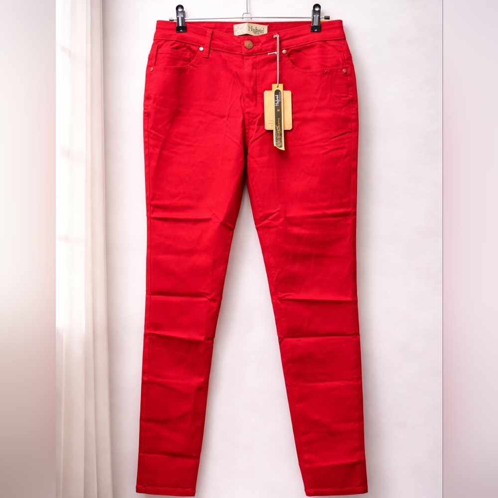 NWT Hybrid & Company Size Medium Scarlet Super Stretch Skinny Pants